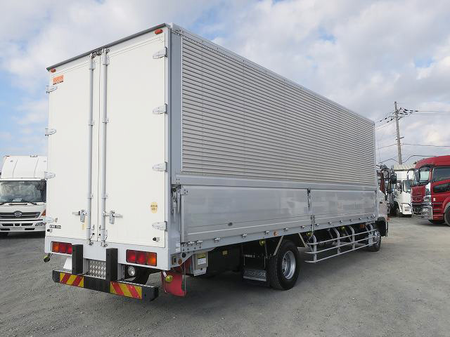 最新入庫情報】平成26年式 日野 レンジャー 増トン アルミウィング