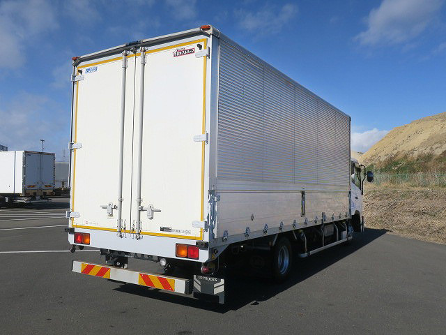 中古トラック UDトラックスアルミウィング ＃3