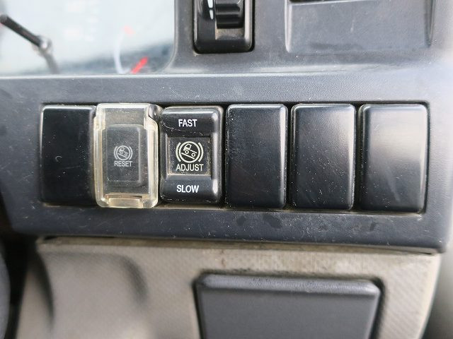 中古トラック いすゞコンクリートミキサー車 #20