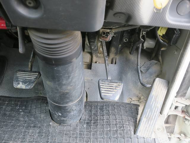 中古トラック いすゞコンクリートミキサー車 #22