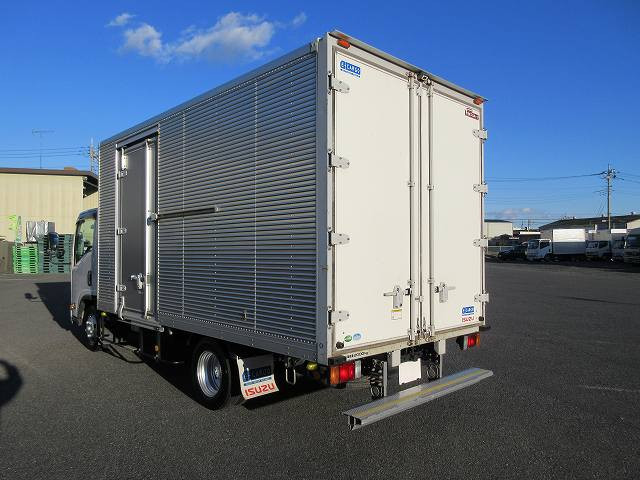 中古トラック いすゞアルミバン #4