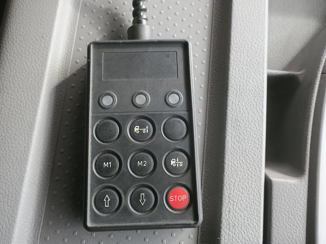 中古トラック UDトラックストラクタヘッド ＃21