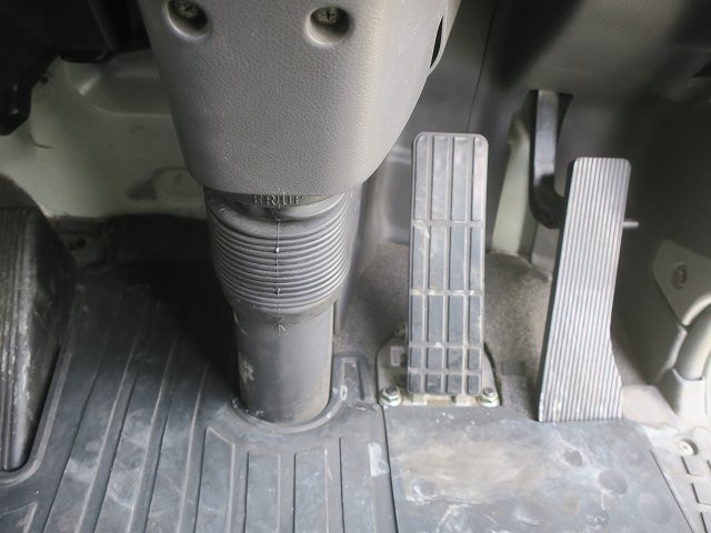 中古トラック UDトラックストラクタヘッド #22