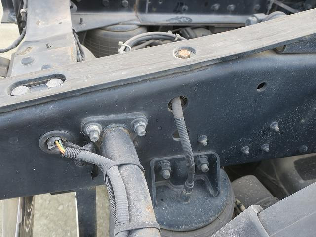 中古トラック UDトラックストラクタヘッド ＃9