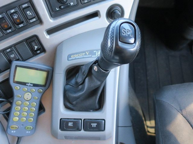 中古トラック UDトラックス平ボディアルミブロック #17