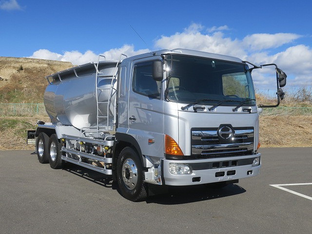 中古トラック 日野粉粒体運搬車 #2