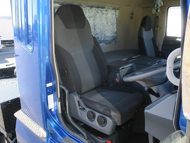 中古トラック 三菱ふそうトラクタヘッド ＃13