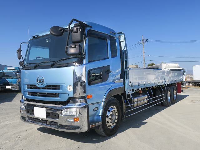 最新入庫情報】平成26年式 UDトラックス クオン 大型平ボディ