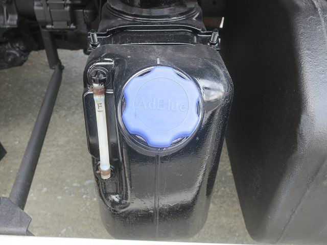 中古トラック いすゞ粉粒体運搬車 #12