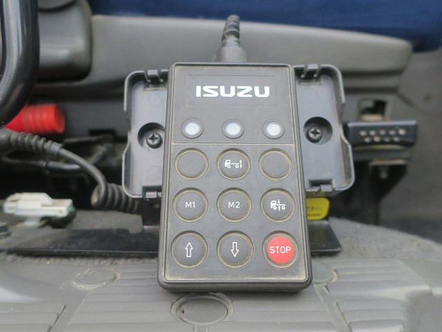 中古トラック いすゞ粉粒体運搬車 #20