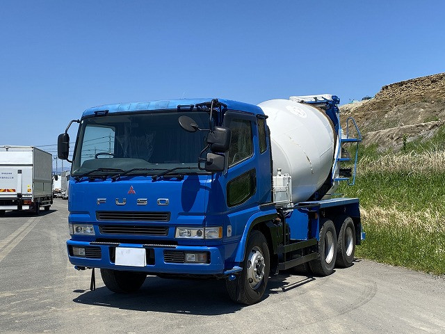 [Vehicles for lease rental only] 1997 Mitsubishi Fuso Super Great large concrete mixer truck with 2 differentials, manufactured by Shinmaywa, drum capacity 8.9m3, electric hopper cover