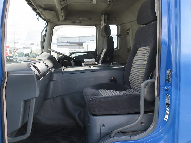 中古トラック 三菱ふそうコンクリートミキサー車 ＃22