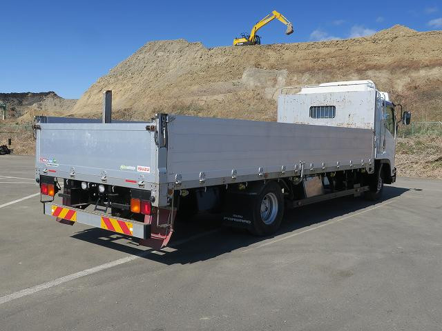 中古トラック いすゞ平ボディアルミブロック ＃3