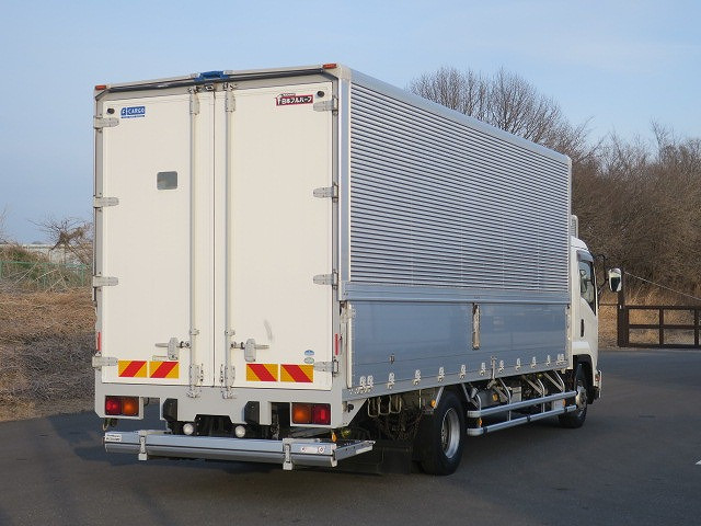 中古トラック いすゞアルミウィング ＃3