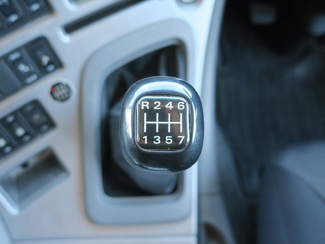 中古トラック UDトラックス平ボディアルミブロック #19