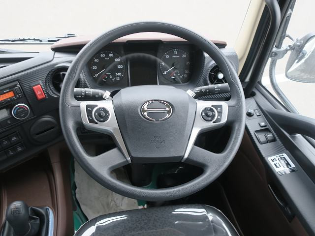 日野 プロフィア 大型コンクリートミキサー車