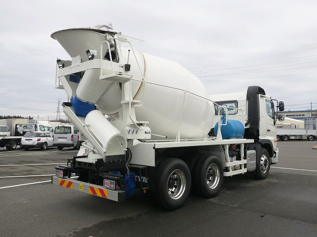 中古トラック 日野コンクリートミキサー車 ＃3