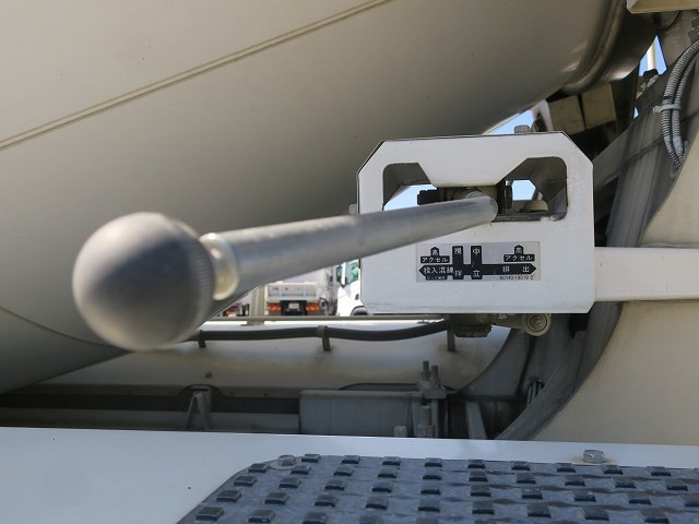 中古トラック 日野コンクリートミキサー車 ＃12