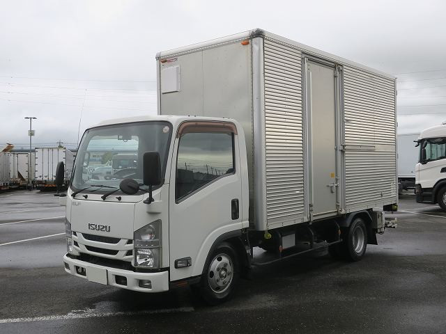  いすゞアルミバン