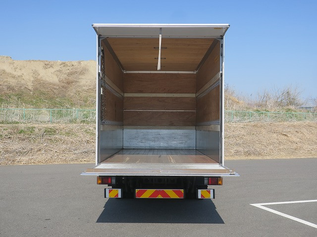 中古トラック いすゞアルミバン ＃3