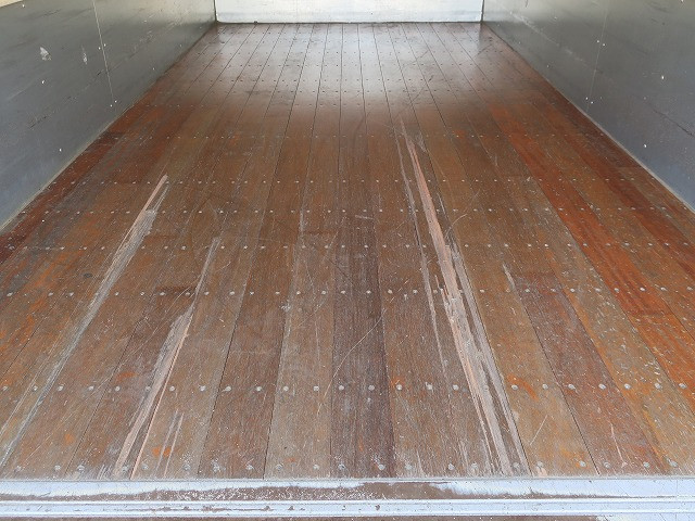 中古トラック いすゞアルミバン ＃4