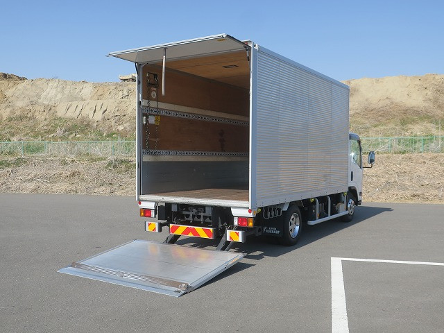 中古トラック いすゞアルミバン ＃5