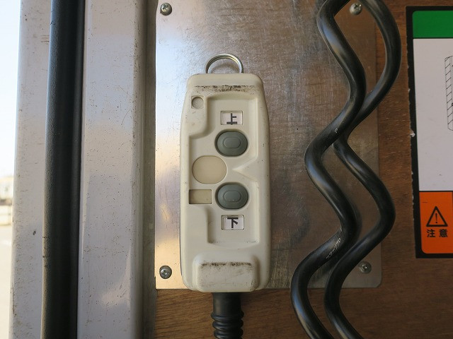 中古トラック いすゞアルミバン ＃7