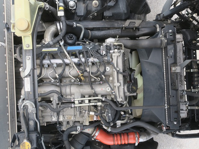 中古トラック 三菱ふそうアルミバン ＃11