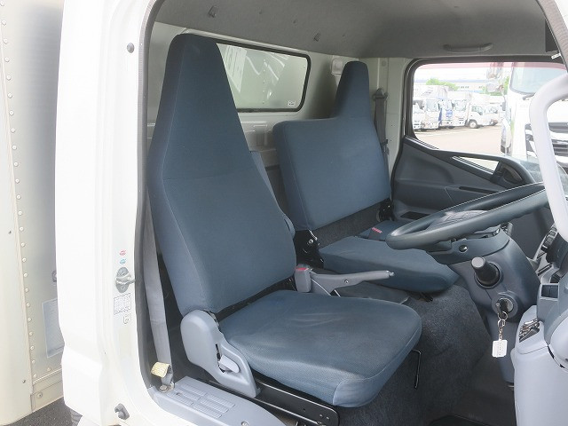 中古トラック 三菱ふそうアルミバン ＃13