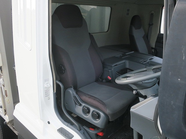 中古トラック 三菱ふそうアルミウィング #14