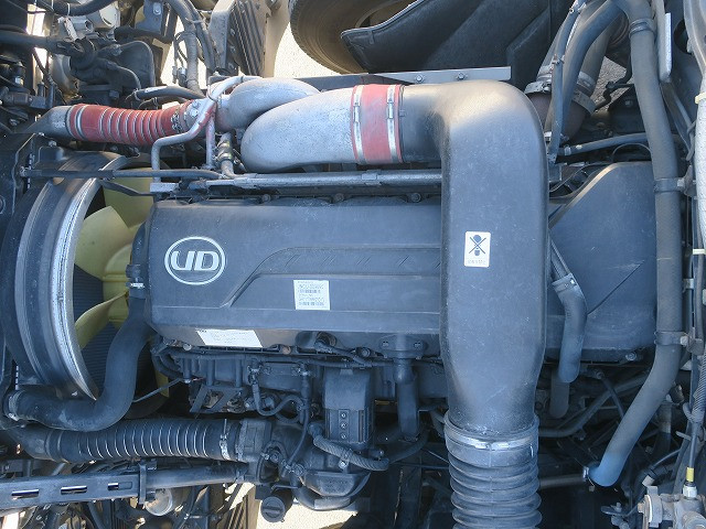 中古トラック UDトラックストラクタヘッド ＃14