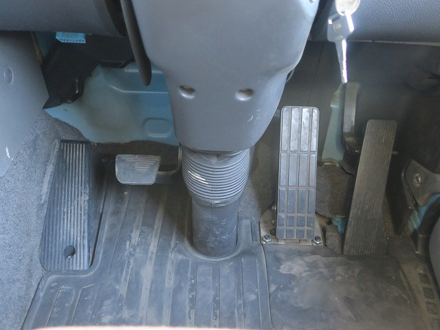 中古トラック UDトラックストラクタヘッド ＃22