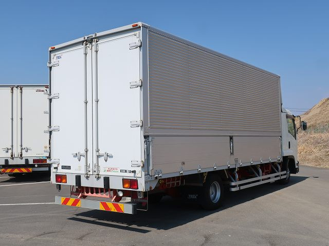 中古トラック いすゞアルミウィング ＃3