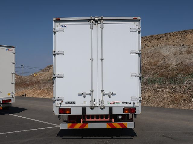 中古トラック いすゞアルミウィング ＃7