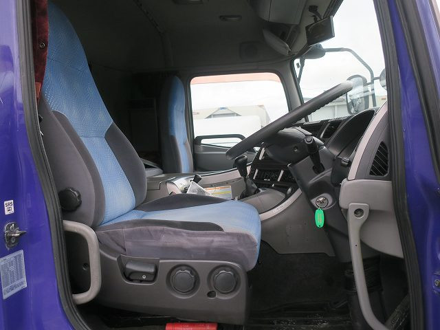中古トラック UDトラックスタンク車 #17
