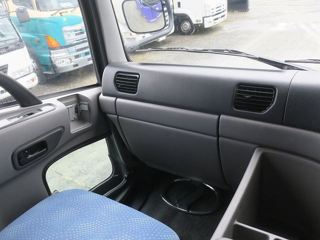 中古トラック UDトラックスタンク車 #18
