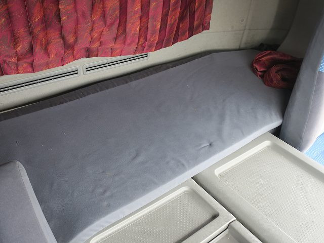 中古トラック UDトラックスタンク車 #24