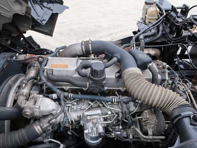 中古トラック UDトラックスコンクリートミキサー車 #13