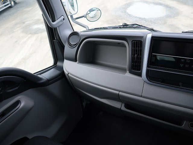 中古トラック 三菱ふそう冷凍バン #15