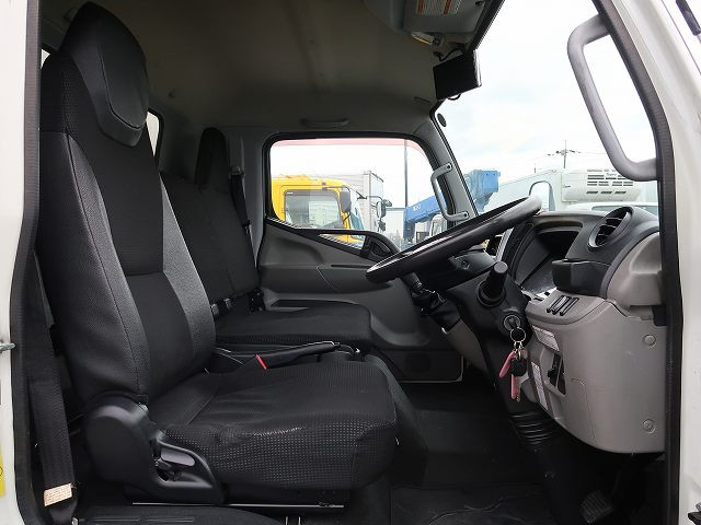 中古トラック 三菱ふそう冷凍バン #13