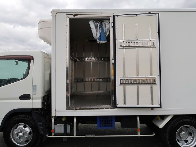中古トラック 三菱ふそう冷凍バン #8