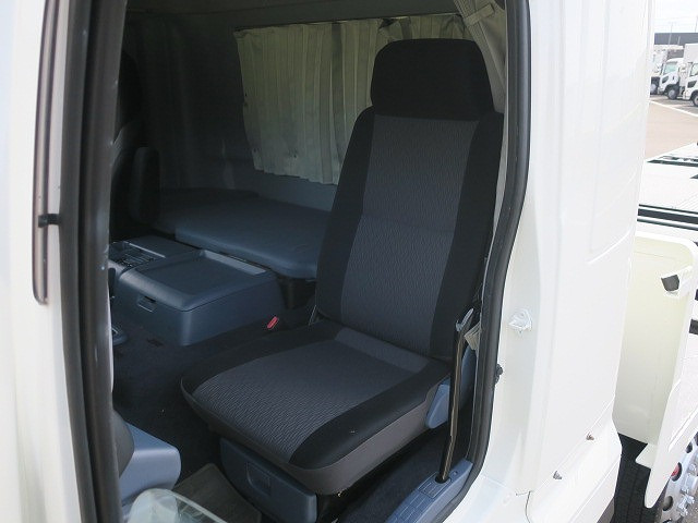 中古トラック 日野コンテナ専用車 #22