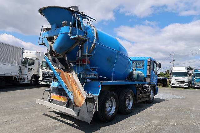 最新入庫情報】平成9年式 日野 プロフィア 大型コンクリートミキサー車