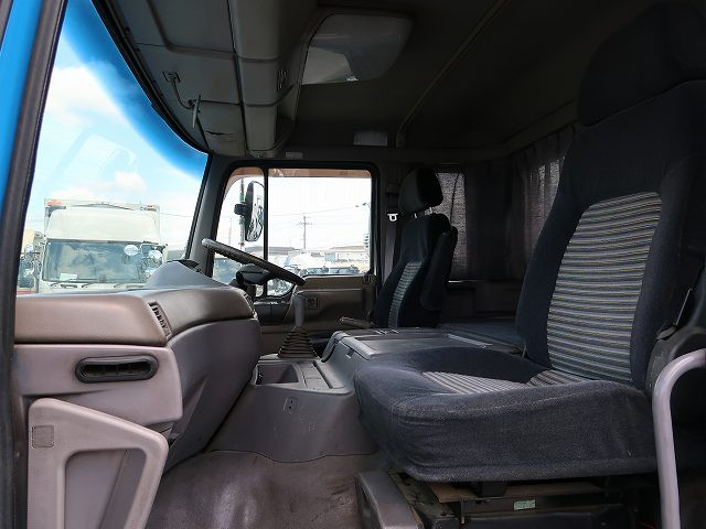 中古トラック 日野コンクリートミキサー車 ＃23