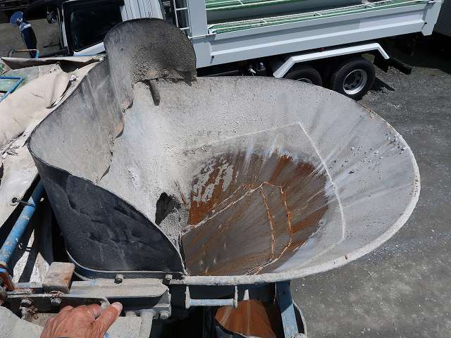 中古トラック 日野コンクリートミキサー車 ＃8