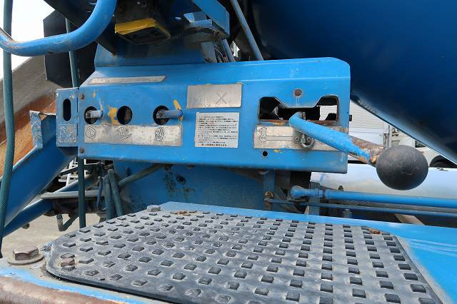 中古トラック 日野コンクリートミキサー車 ＃10