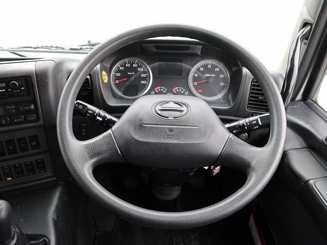 中古トラック 日野冷凍バン #17