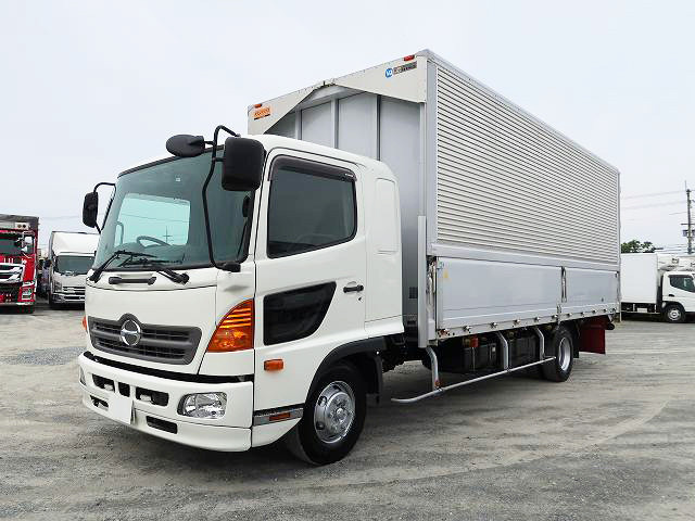 中古トラック 日野 レンジャー  中型アルミウィング