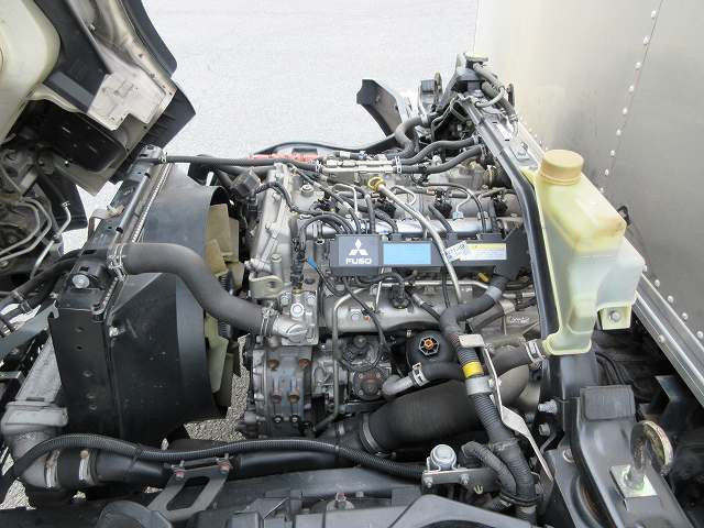 中古トラック 三菱ふそうアルミバン ＃13