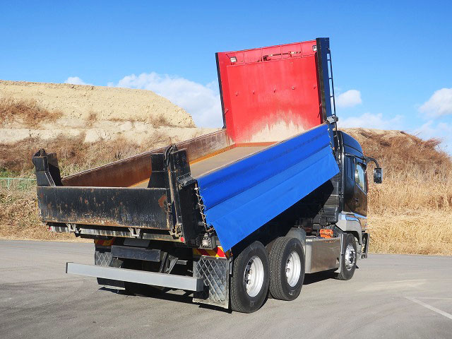 中古トラック 三菱ふそうダンプ ＃7